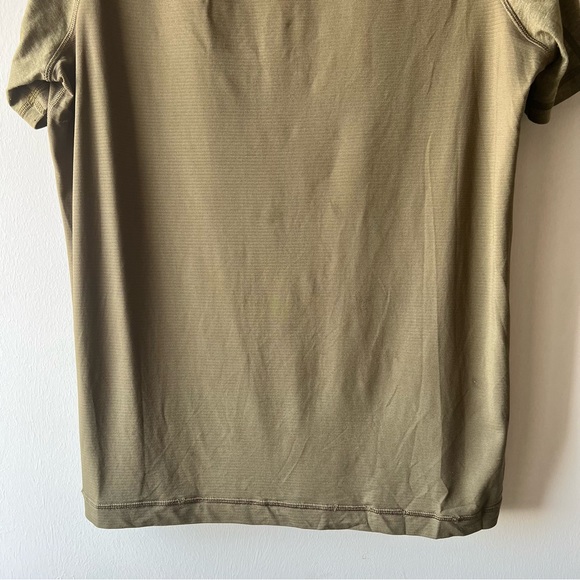 Men’s Lululemon short sleeve tech shirt size XL~ like new - Picture 10 of 11